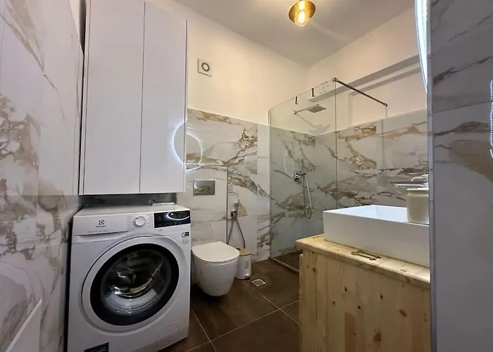 Saint 40 Premium Flat