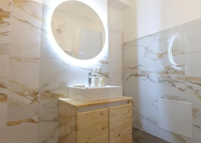 Saint 40 Premium Flat *